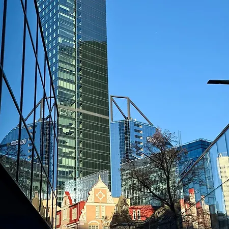 Modern High-rise In Апартаменты